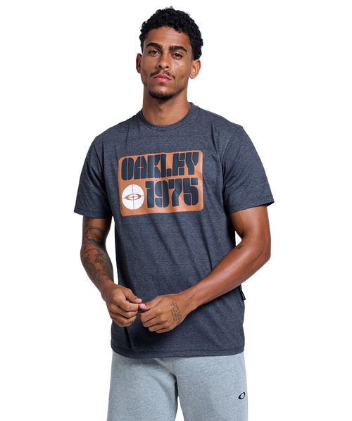 Camiseta Oakley 1975 Preto